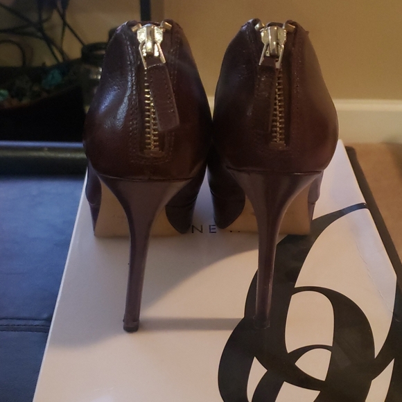 Booties - Picture 3 of 4